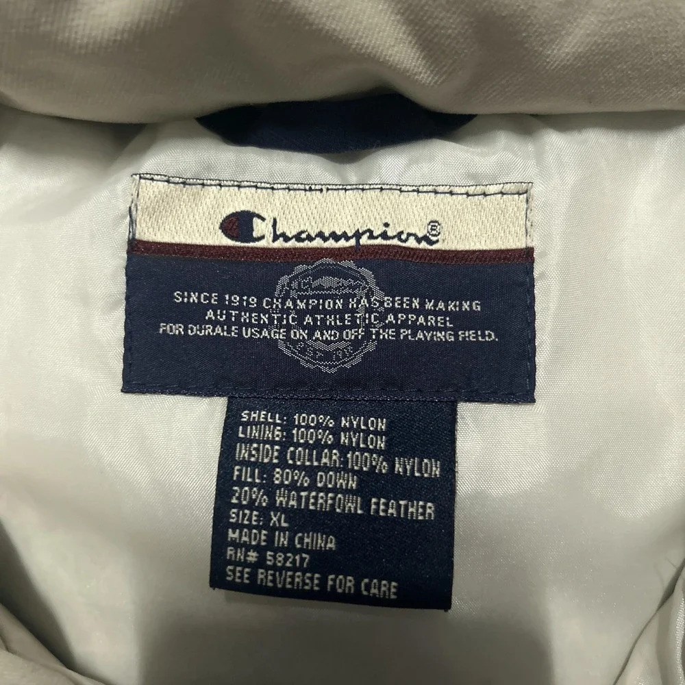 Champion‎ Vest Mens XL Navy Blue Down Puffer Zip Pockets Quilted Logo Vtg y2k